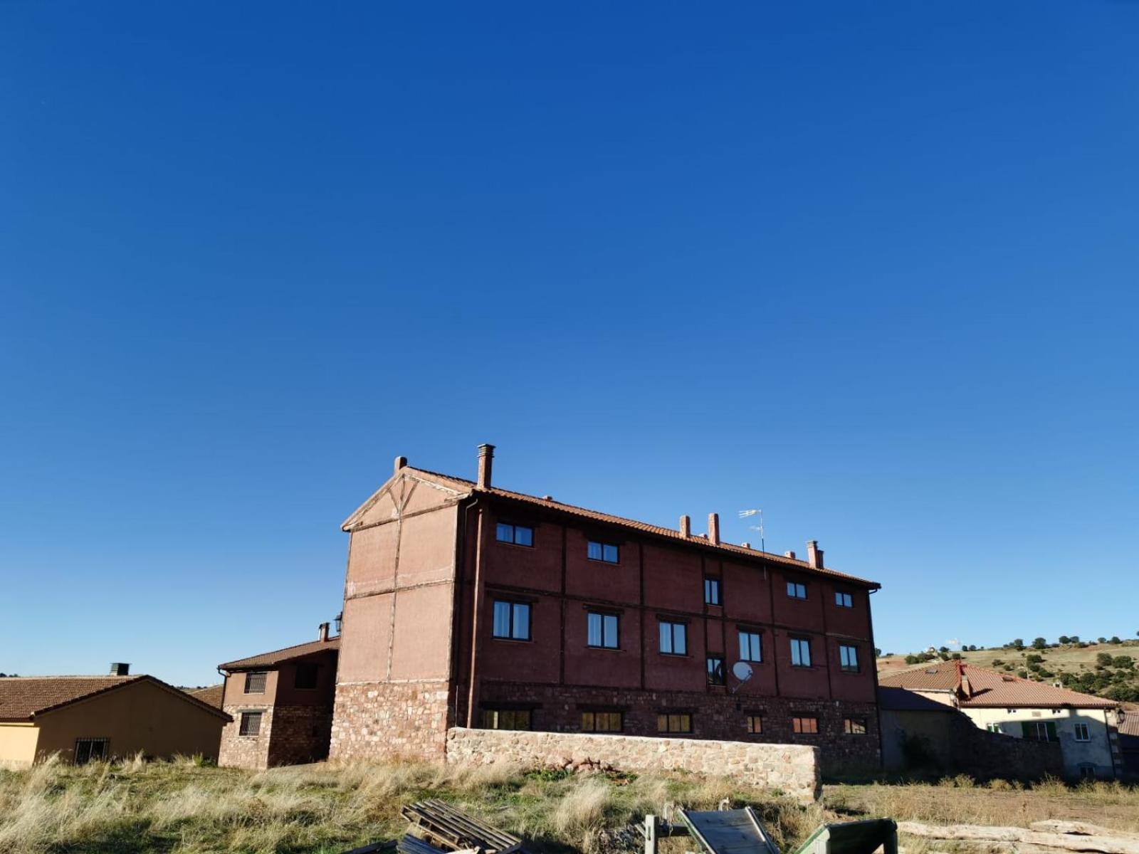 Tres Navios En El Mar Casa Rural De 10 Habitaciones Con Bano Individual Precios Web Montejo de Tiermes Exterior photo